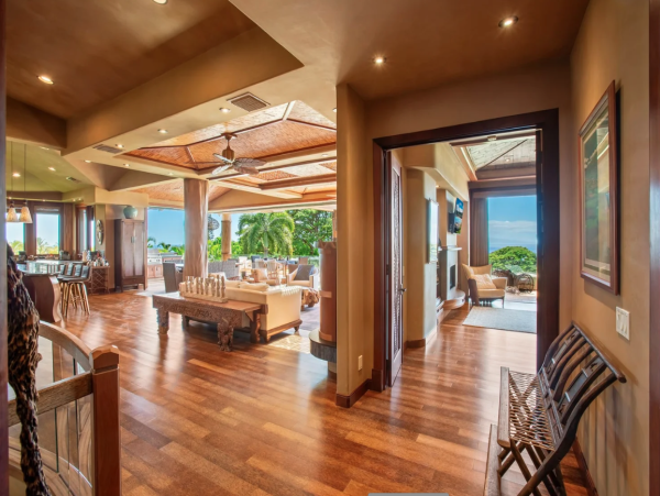 Luxury Estate Vacation Home - Golf Course Estate Near Beach